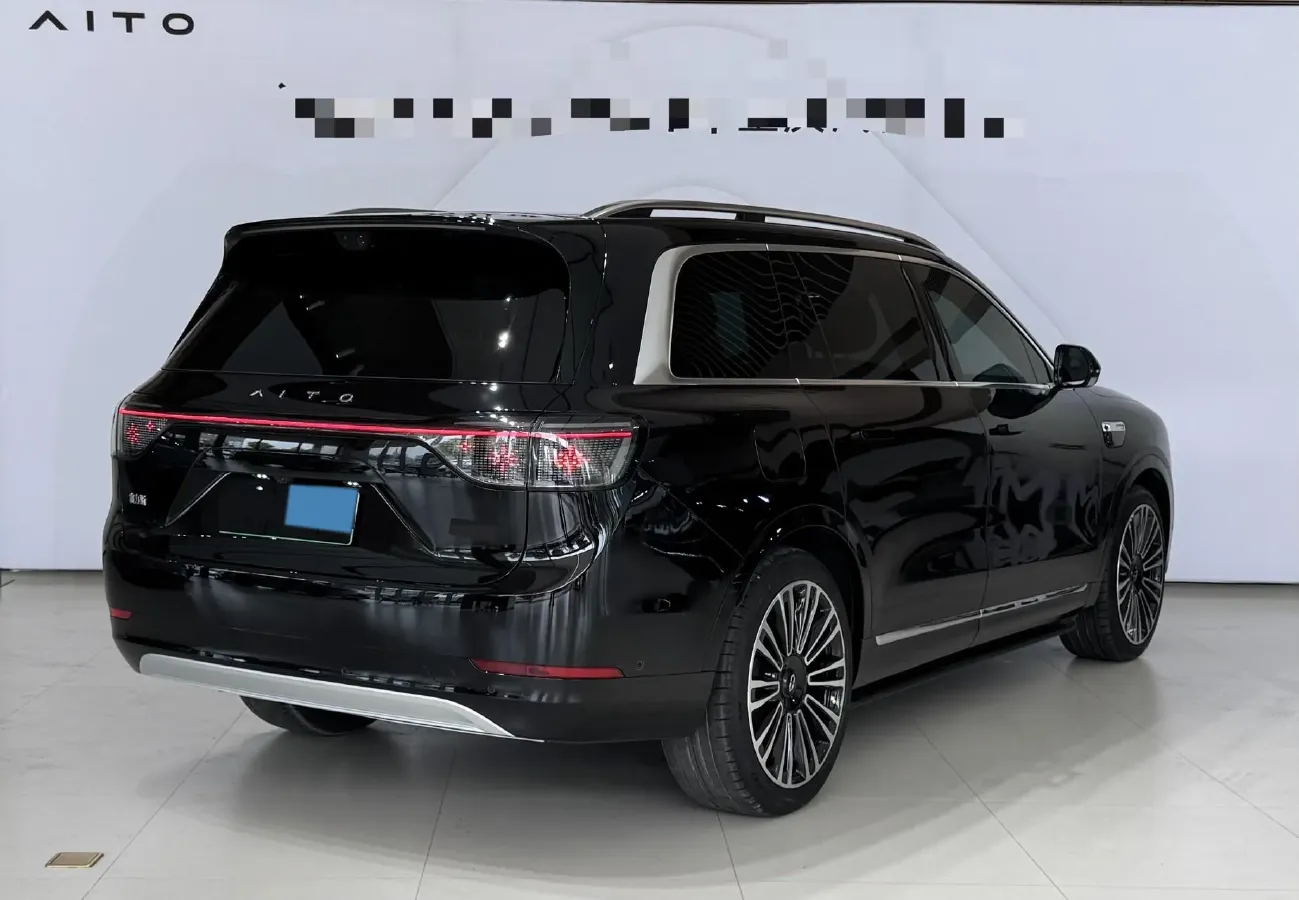 2025 AITO AITO M9 REEV 160HP REEV 52KWH,autocango,china used car exporter,china ev exporter,chinese used car exporter,chinese used ev exporter