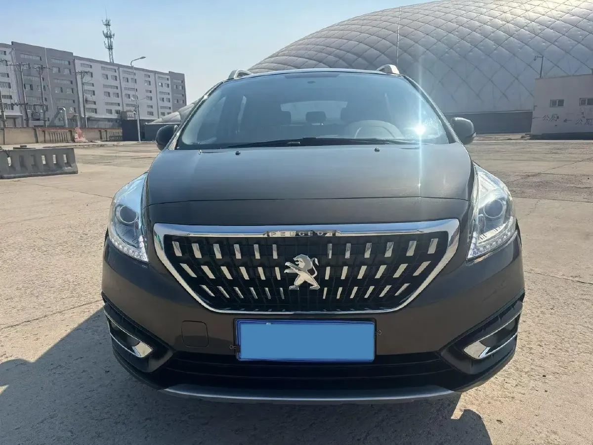 2016 Peugeot 3008 1.6T 167HP L4 6AT,autocango,china used car exporter,china ev exporter,chinese used car exporter,chinese used ev exporter