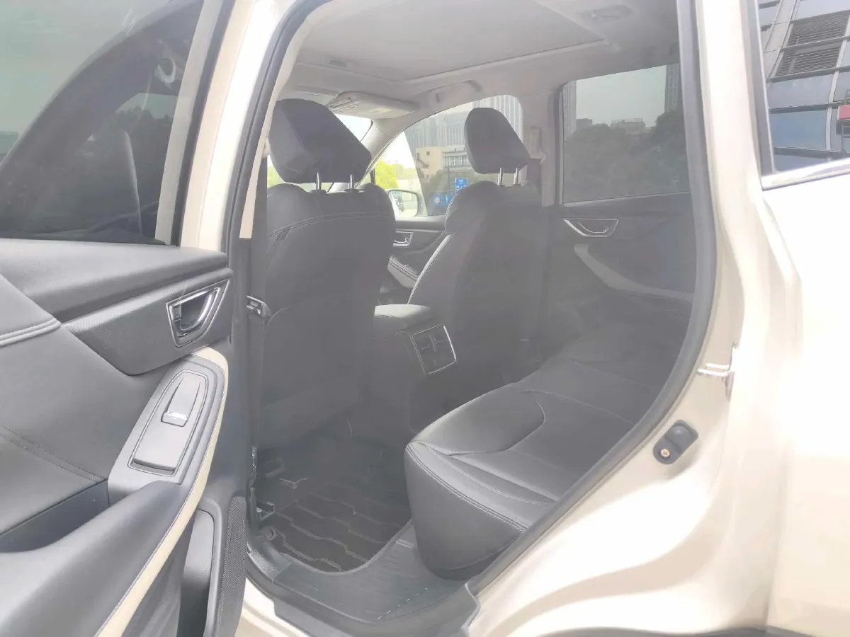 2022 Subaru Forester 2.0L 154HP H4 CVT,autocango,china used car exporter,china ev exporter,chinese used car exporter,chinese used ev exporter