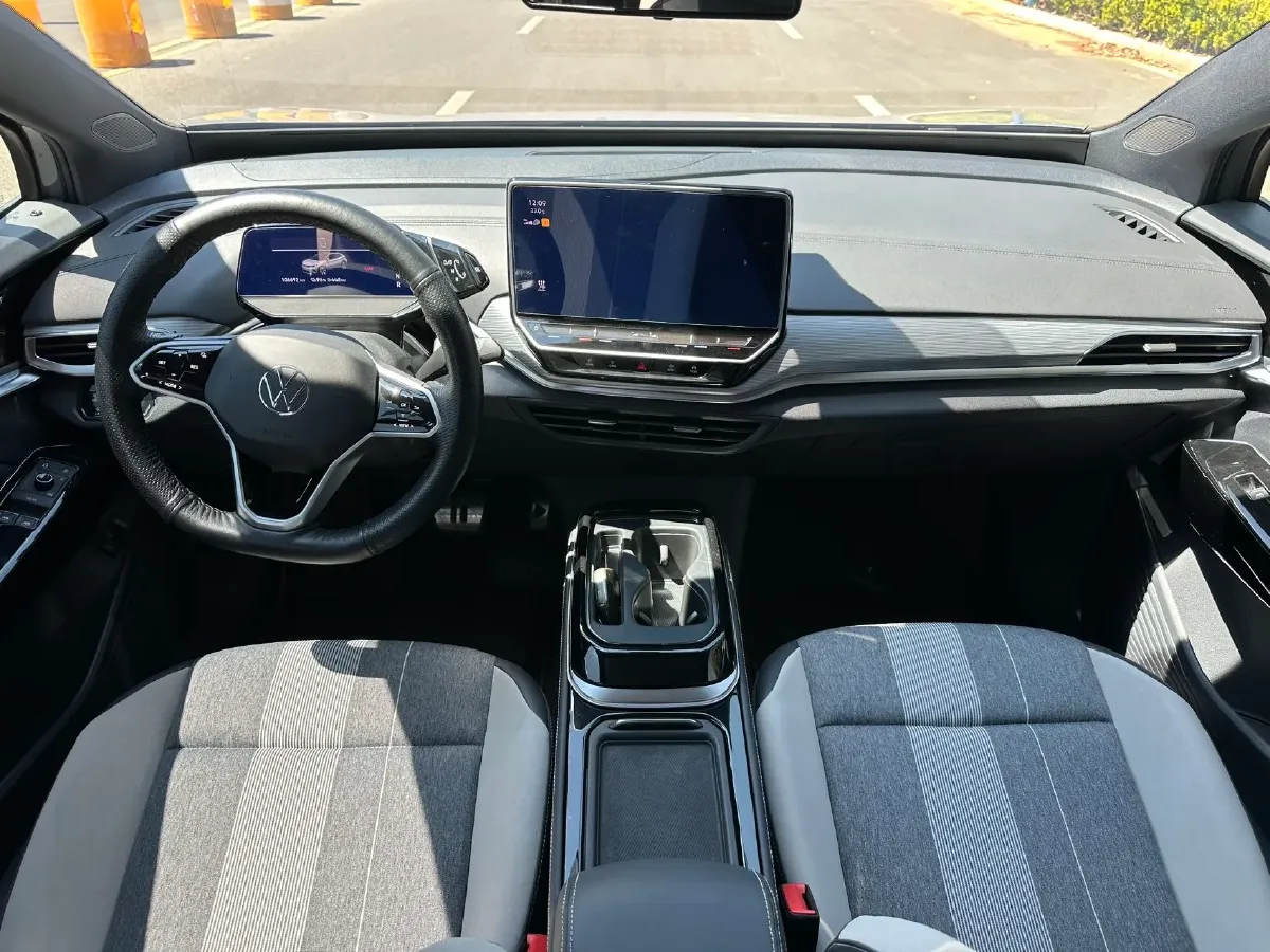 2024 Volkswagen ID.4 Crozz BEV 84.8KWH,autocango,china used car exporter,china ev exporter,chinese used car exporter,chinese used ev exporter