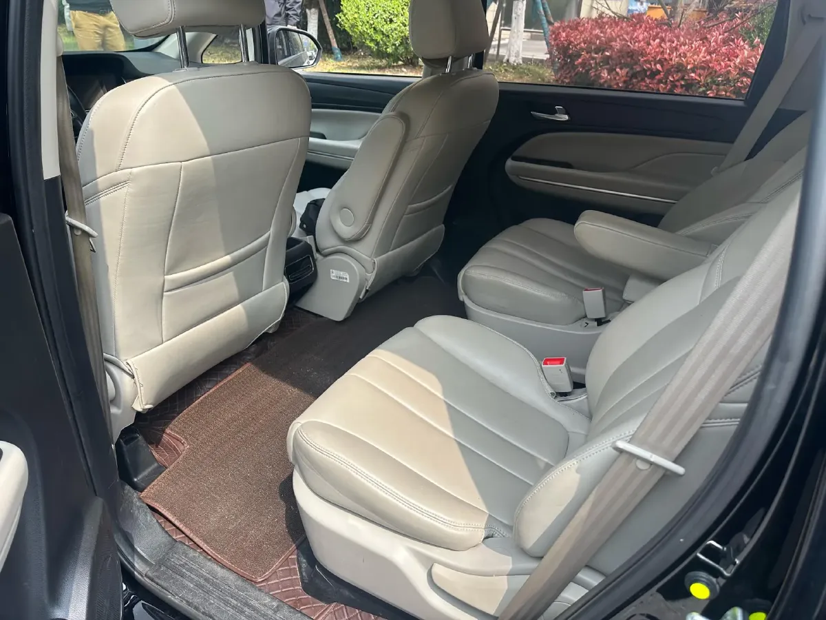 2021 GAC Trumpchi M6 1.5T 169HP L4 7DCT,autocango,china used car exporter,china ev exporter,chinese used car exporter,chinese used ev exporter