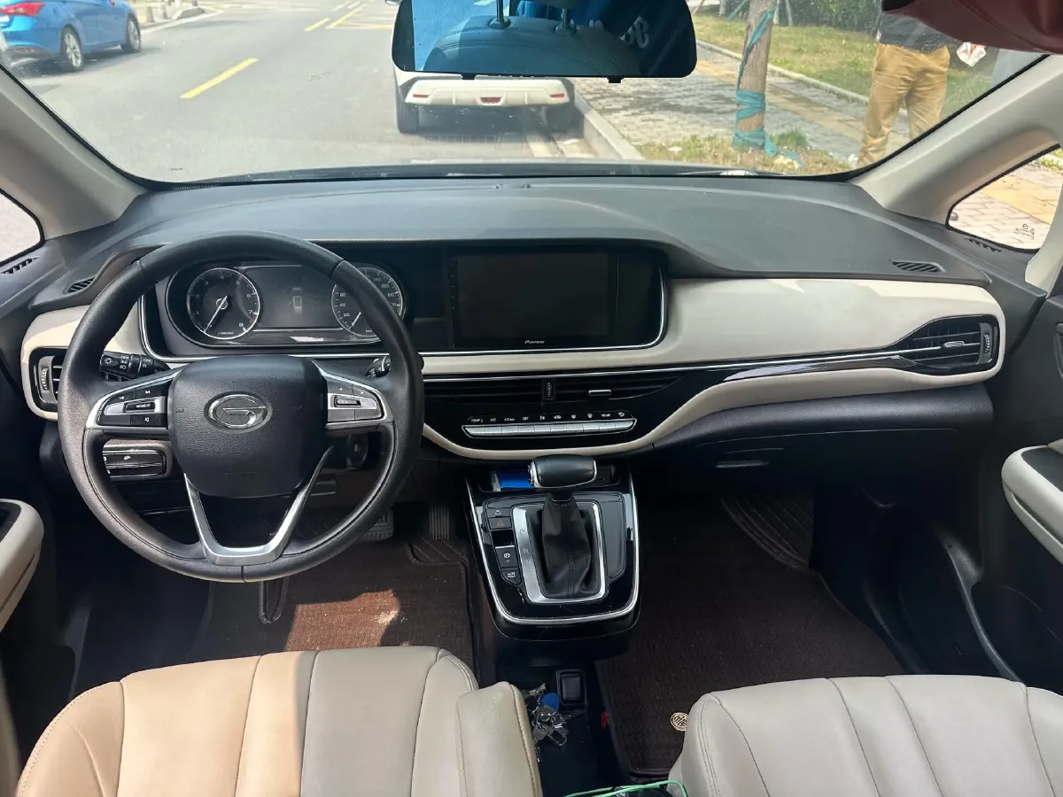 2021 GAC Trumpchi M6 1.5T 169HP L4 7DCT,autocango,china used car exporter,china ev exporter,chinese used car exporter,chinese used ev exporter