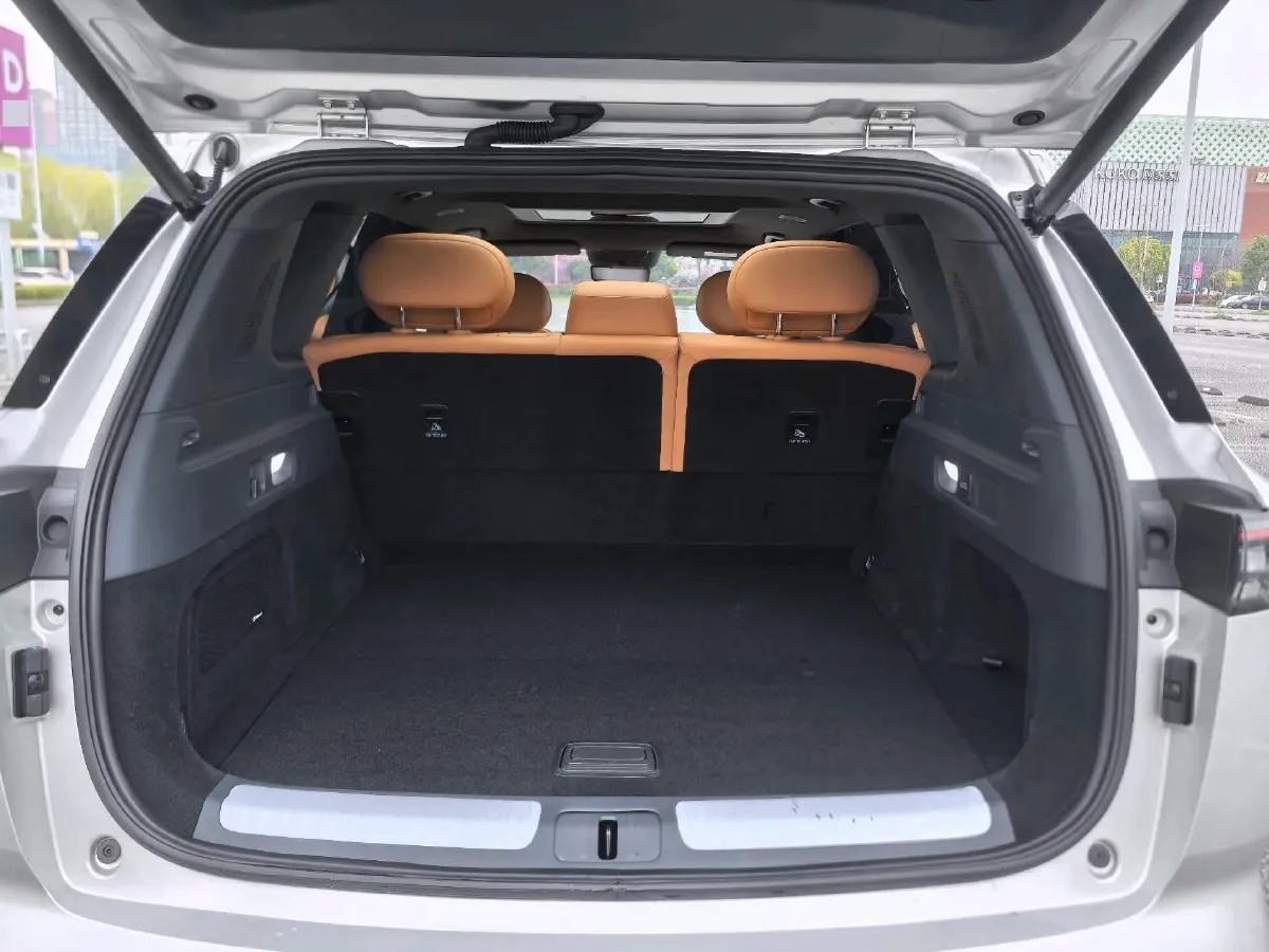 2025 DongFeng eπ eπ008 1.5T 147HP L4 REEV 34.32KWH,autocango,china used car exporter,china ev exporter,chinese used car exporter,chinese used ev exporter