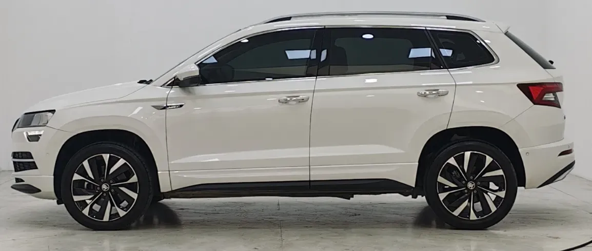 2022 Skoda Karoq 1.4T 150HP L4 7DCT,autocango,china used car exporter,china ev exporter,chinese used car exporter,chinese used ev exporter