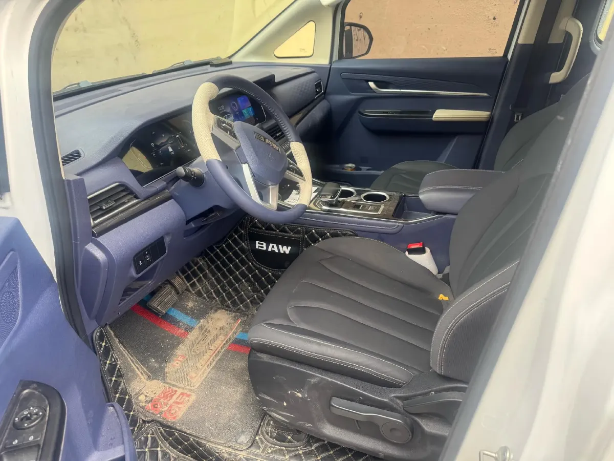 2025 BAW RuiSheng Trump M7 2.0L 144HP L4 8AT,autocango,china used car exporter,china ev exporter,chinese used car exporter,chinese used ev exporter