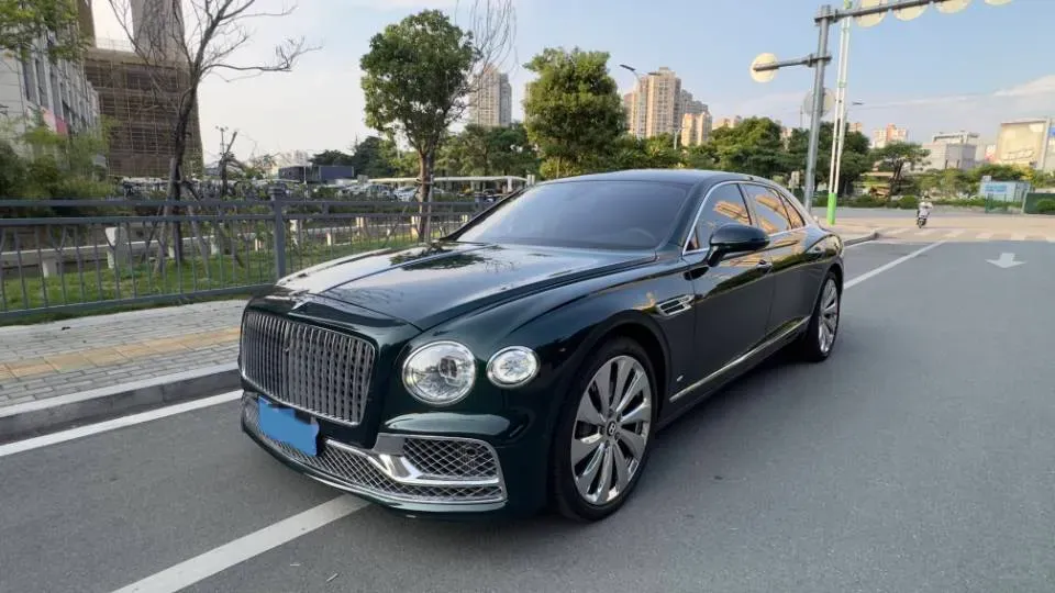 2021 Bentley Flying Spur 4.0T 550HP V8 8DCT,autocango,china used car exporter,china ev exporter,chinese used car exporter,chinese used ev exporter