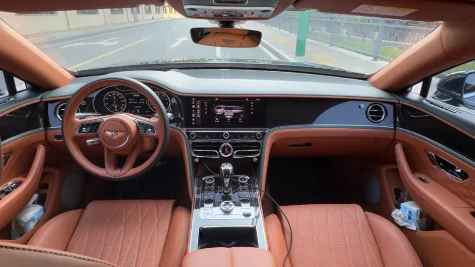 2021 Bentley Flying Spur 4.0T 550HP V8 8DCT,autocango,china used car exporter,china ev exporter,chinese used car exporter,chinese used ev exporter