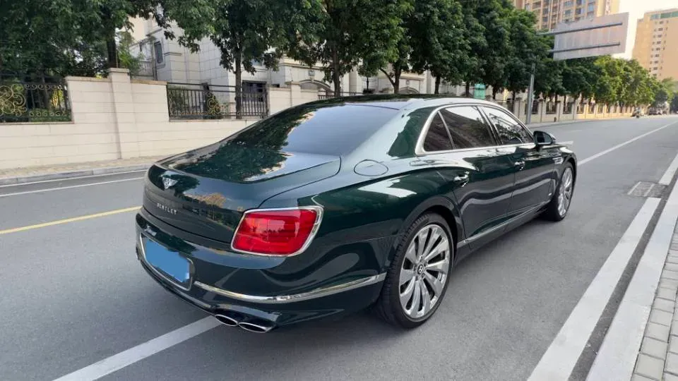 2021 Bentley Flying Spur 4.0T 550HP V8 8DCT,autocango,china used car exporter,china ev exporter,chinese used car exporter,chinese used ev exporter