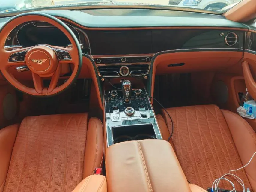2021 Bentley Flying Spur 4.0T 550HP V8 8DCT,autocango,china used car exporter,china ev exporter,chinese used car exporter,chinese used ev exporter