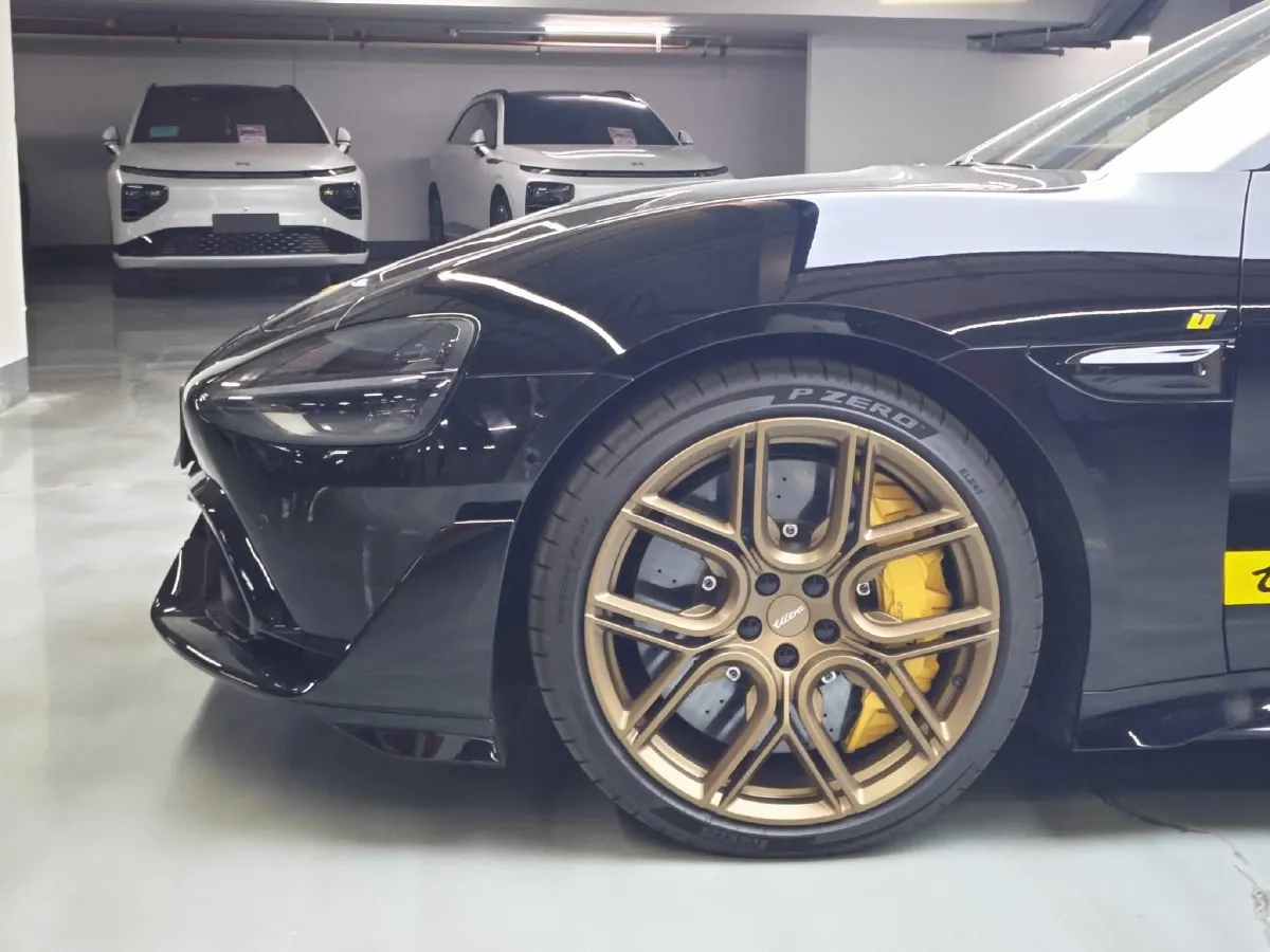 2025 MI SU7 Ultra BEV 93.7KWH,autocango,china used car exporter,china ev exporter,chinese used car exporter,chinese used ev exporter