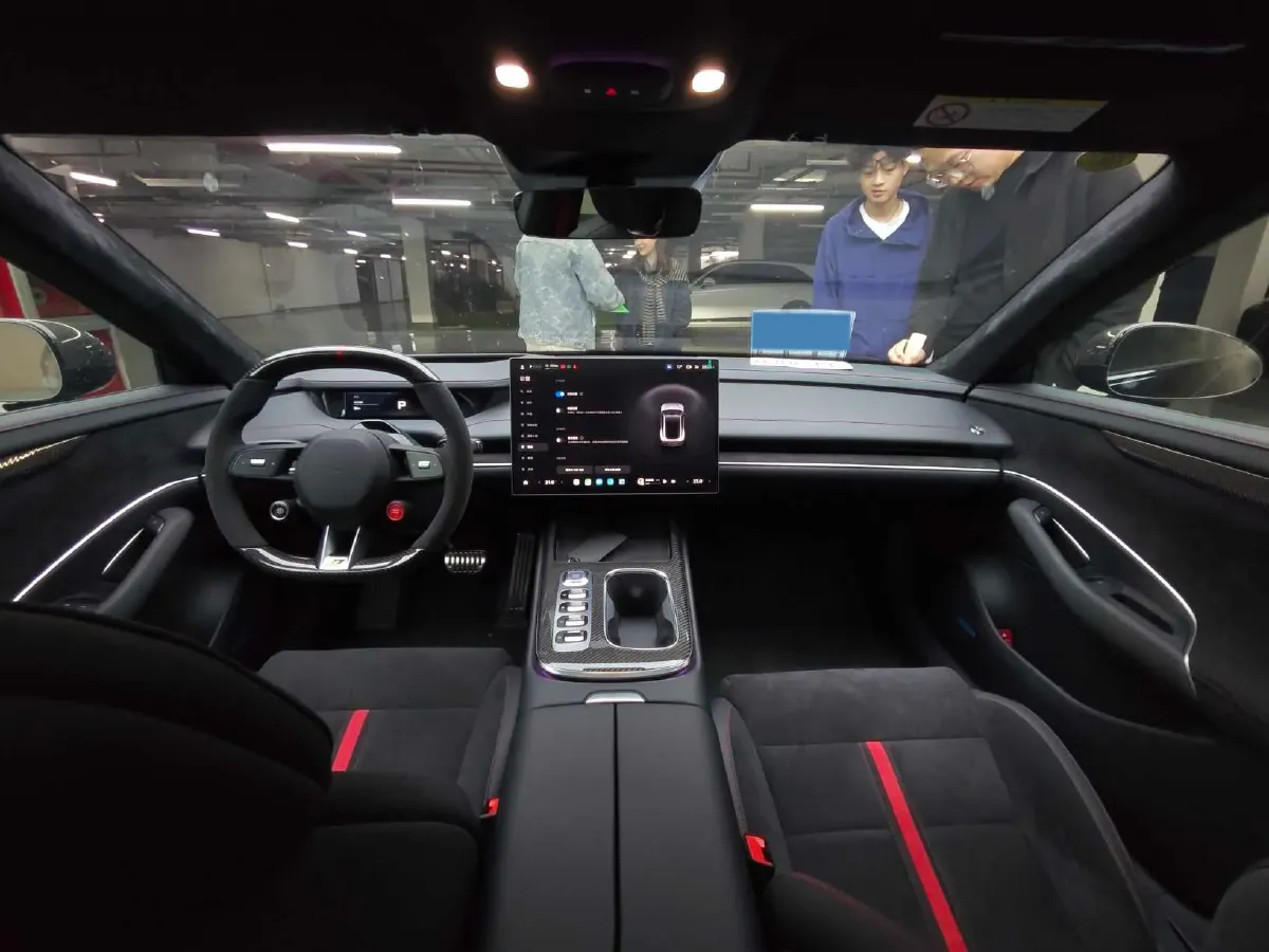 2025 MI SU7 Ultra BEV 93.7KWH,autocango,china used car exporter,china ev exporter,chinese used car exporter,chinese used ev exporter