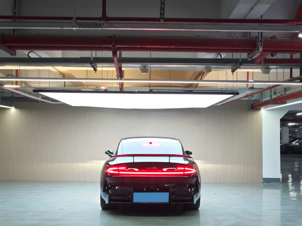 2025 MI SU7 Ultra BEV 93.7KWH,autocango,china used car exporter,china ev exporter,chinese used car exporter,chinese used ev exporter