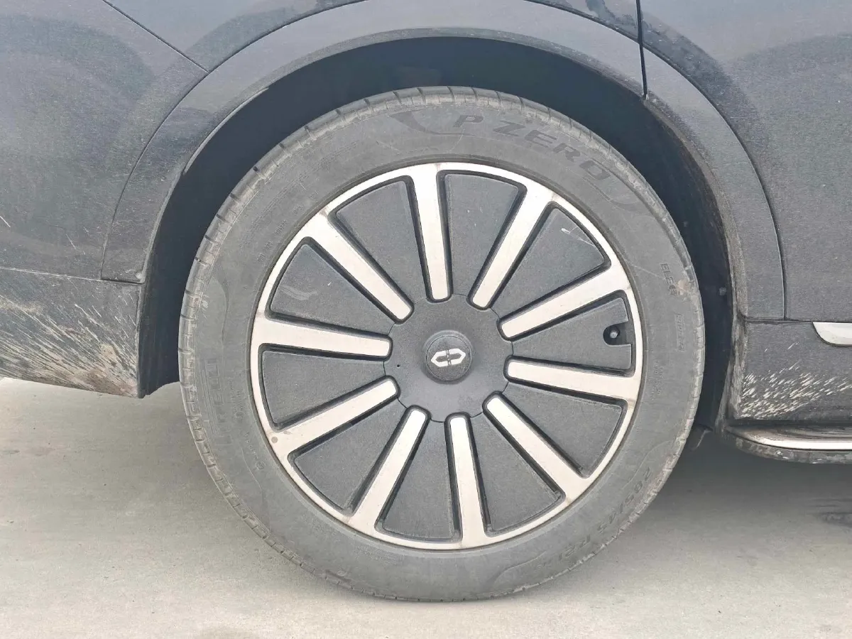 2024 AITO AITO M9 1.5T 152HP L4 REEV 42KWH,autocango,china used car exporter,china ev exporter,chinese used car exporter,chinese used ev exporter