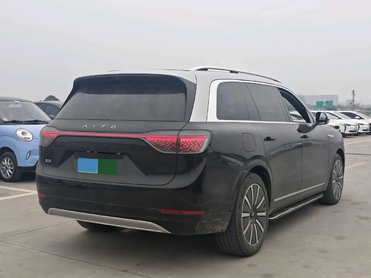 2024 AITO AITO M9 1.5T 152HP L4 REEV 42KWH,autocango,china used car exporter,china ev exporter,chinese used car exporter,chinese used ev exporter