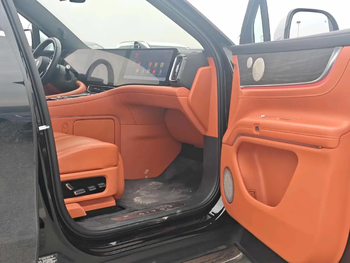 2024 AITO AITO M9 1.5T 152HP L4 REEV 42KWH,autocango,china used car exporter,china ev exporter,chinese used car exporter,chinese used ev exporter