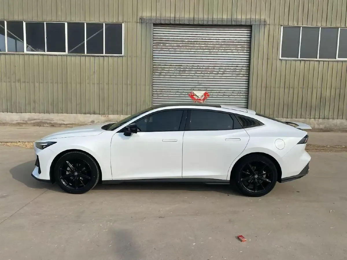 2022 ChangAn UNI-V 1.5T 188HP L4 7DCT,autocango,china used car exporter,china ev exporter,chinese used car exporter,chinese used ev exporter