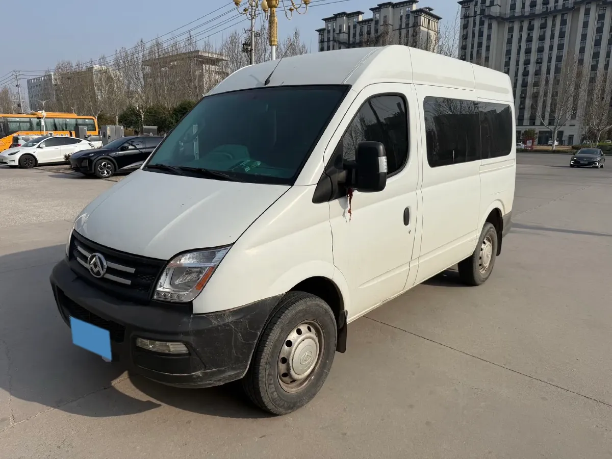 2015 MAXUS XinTu V80 2.5T 136HP L4 6MT,autocango,china used car exporter,china ev exporter,chinese used car exporter,chinese used ev exporter