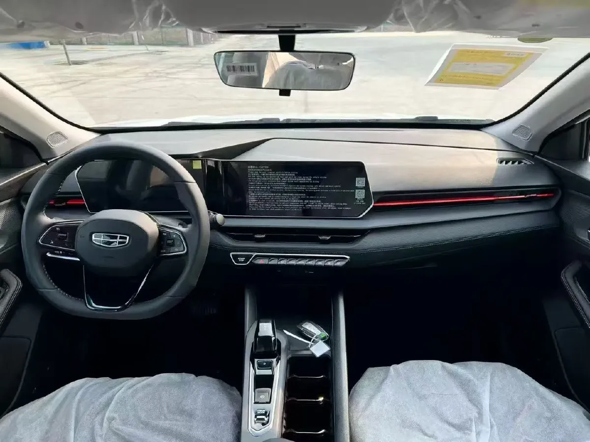 2024 Geely Binray 1.5T 181HP L4 7DCT,autocango,china used car exporter,china ev exporter,chinese used car exporter,chinese used ev exporter