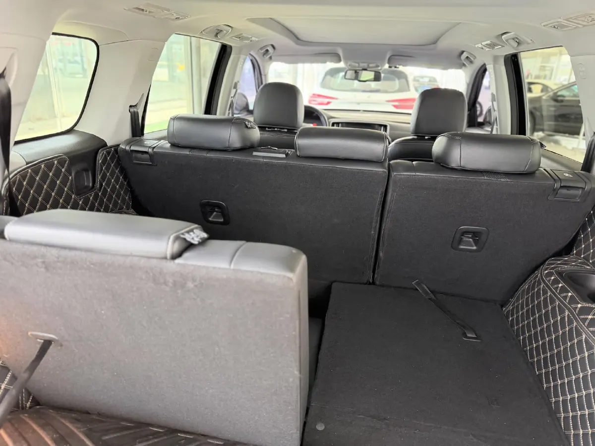 2020 GAC Trumpchi GS8 2.0T 252HP L4 6AT,autocango,china used car exporter,china ev exporter,chinese used car exporter,chinese used ev exporter