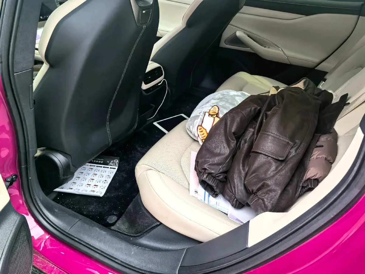 2024 MI SU7 BEV 101KWH,autocango,china used car exporter,china ev exporter,chinese used car exporter,chinese used ev exporter