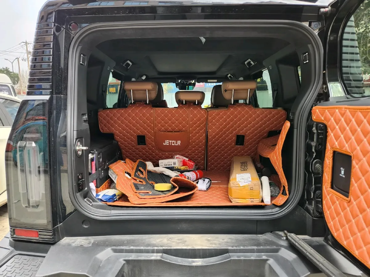 2025 Jetour Traveller 2.0T 254HP L4 7DCT,autocango,china used car exporter,china ev exporter,chinese used car exporter,chinese used ev exporter