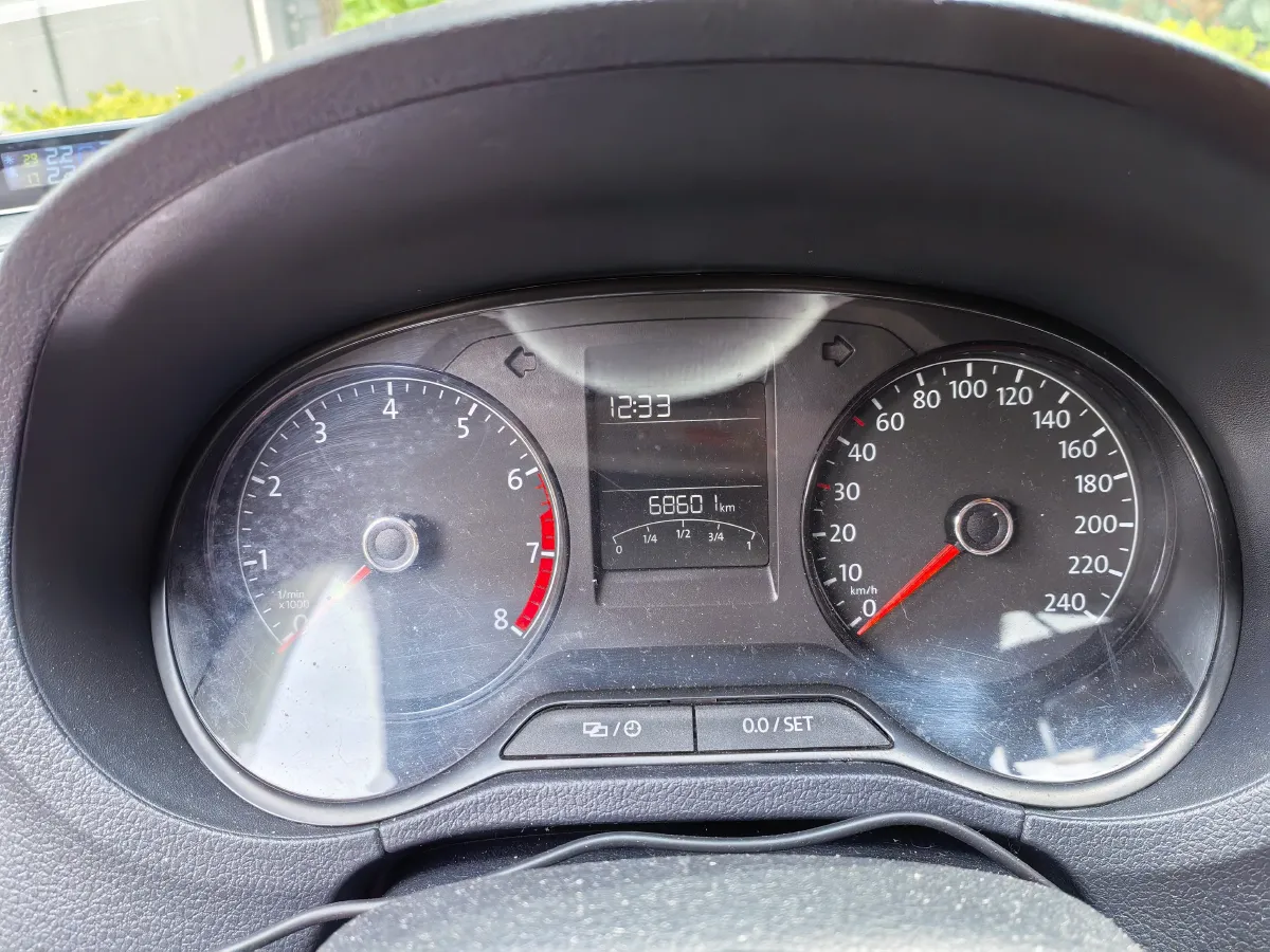 2016 Volkswagen Polo 1.4L 90HP L4 6AT,autocango,china used car exporter,china ev exporter,chinese used car exporter,chinese used ev exporter