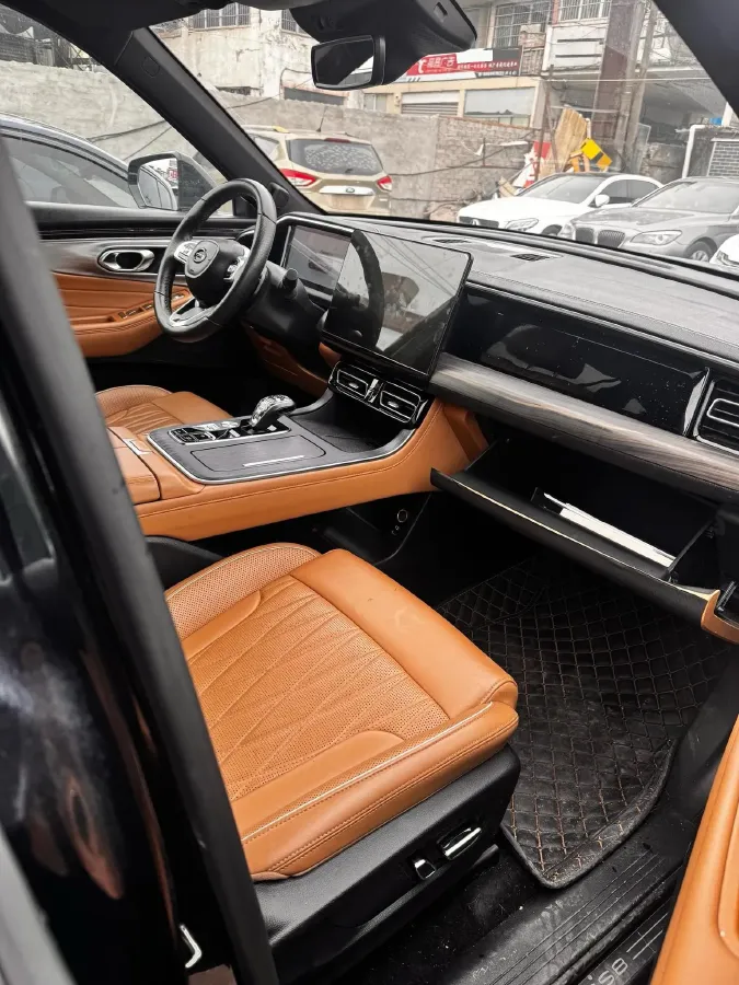 2024 GAC Trumpchi GS8 2.0T 252HP L4 8AT,autocango,china used car exporter,china ev exporter,chinese used car exporter,chinese used ev exporter