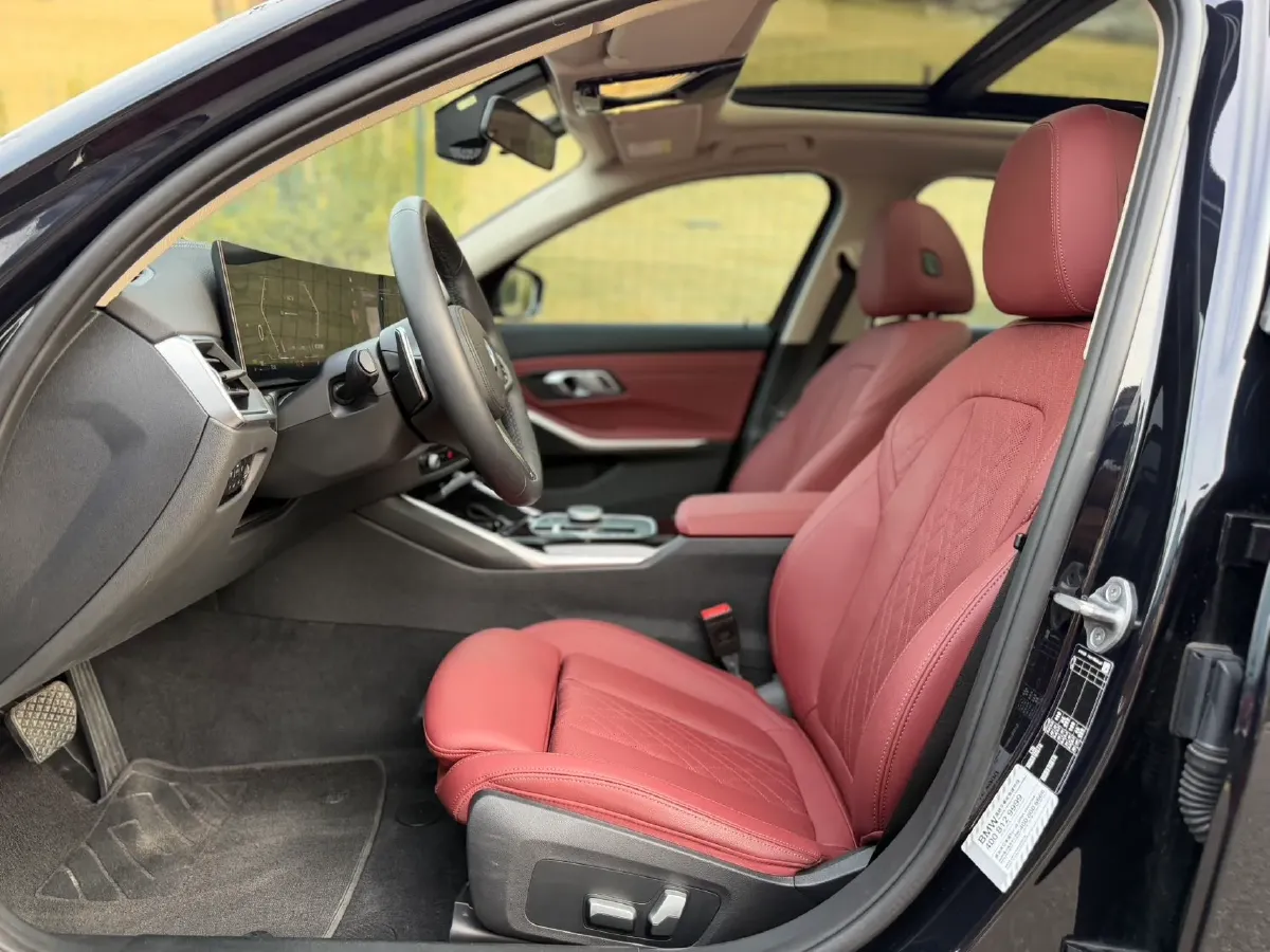 2023 BMW 3 Series 2.0T 156HP L4 8AT,autocango,china used car exporter,china ev exporter,chinese used car exporter,chinese used ev exporter