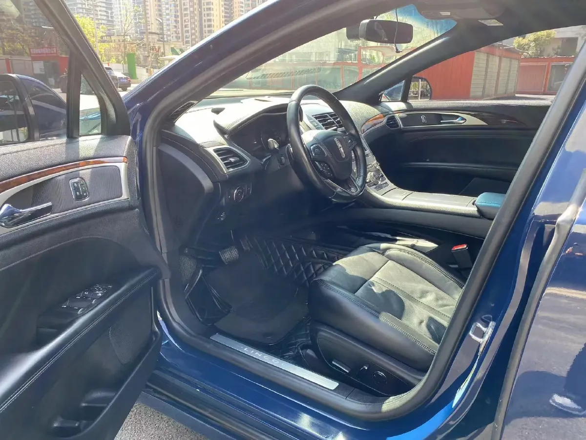 2020 Lincoln MKZ 2.0T 196HP L4 6AT,autocango,china used car exporter,china ev exporter,chinese used car exporter,chinese used ev exporter