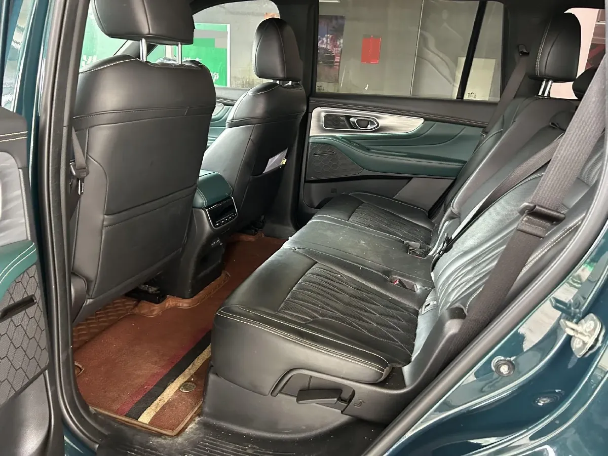 2022 GAC Trumpchi GS8 2.0T 252HP L4 8AT,autocango,china used car exporter,china ev exporter,chinese used car exporter,chinese used ev exporter