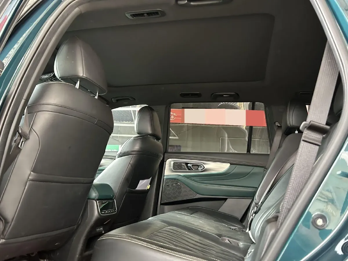 2022 GAC Trumpchi GS8 2.0T 252HP L4 8AT,autocango,china used car exporter,china ev exporter,chinese used car exporter,chinese used ev exporter