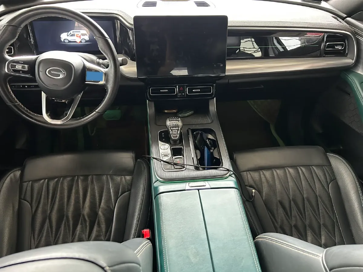 2022 GAC Trumpchi GS8 2.0T 252HP L4 8AT,autocango,china used car exporter,china ev exporter,chinese used car exporter,chinese used ev exporter