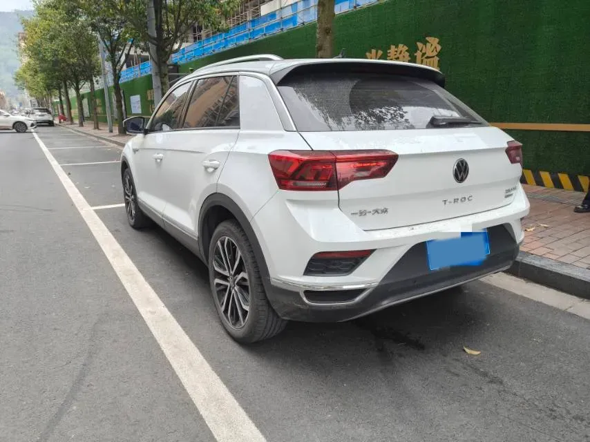 2021 Volkswagen T-Roc 1.4T 150HP L4 7DCT,autocango,china used car exporter,china ev exporter,chinese used car exporter,chinese used ev exporter