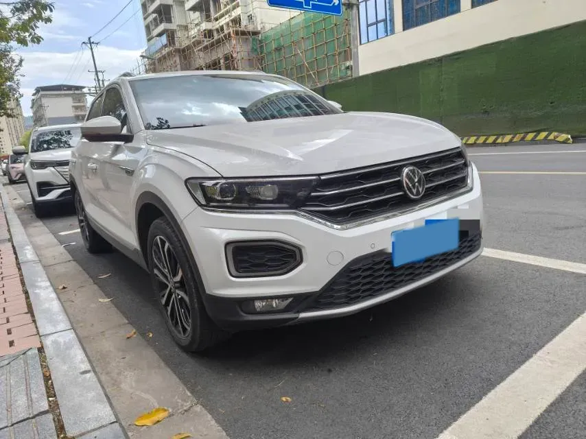 2021 Volkswagen T-Roc 1.4T 150HP L4 7DCT,autocango,china used car exporter,china ev exporter,chinese used car exporter,chinese used ev exporter