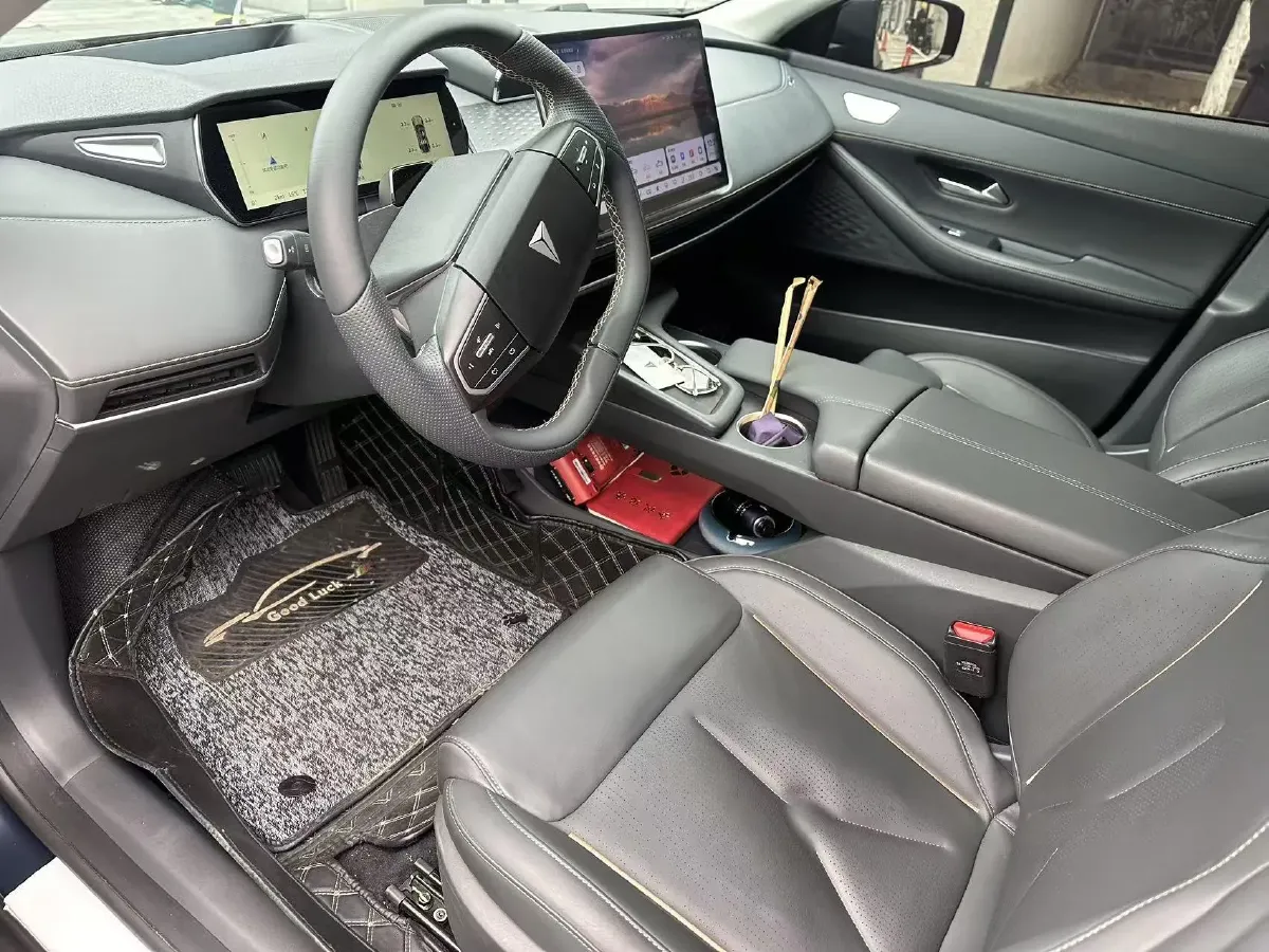 2022 DongFeng Forthing LingZhi EV BEV 68.4KWH,autocango,china used car exporter,china ev exporter,chinese used car exporter,chinese used ev exporter