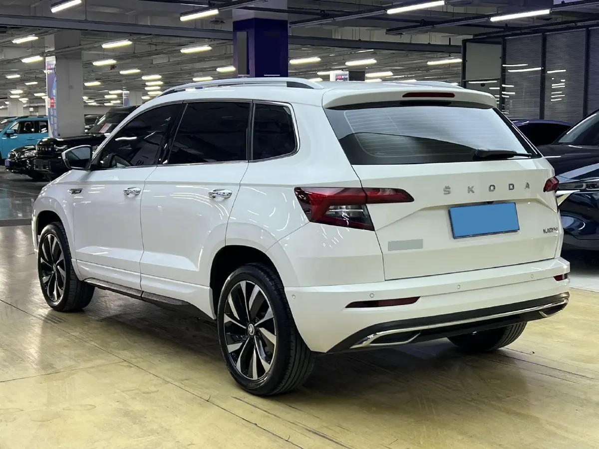 2022 Skoda Karoq 1.4T 150HP L4 7DCT,autocango,china used car exporter,china ev exporter,chinese used car exporter,chinese used ev exporter