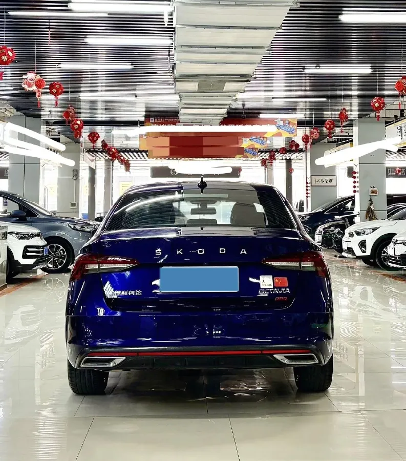 2022 Skoda Octavia 1.4T 150HP L4 7DCT,autocango,china used car exporter,china ev exporter,chinese used car exporter,chinese used ev exporter