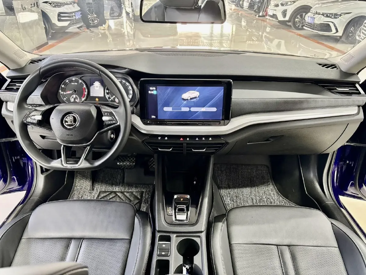 2022 Skoda Octavia 1.4T 150HP L4 7DCT,autocango,china used car exporter,china ev exporter,chinese used car exporter,chinese used ev exporter