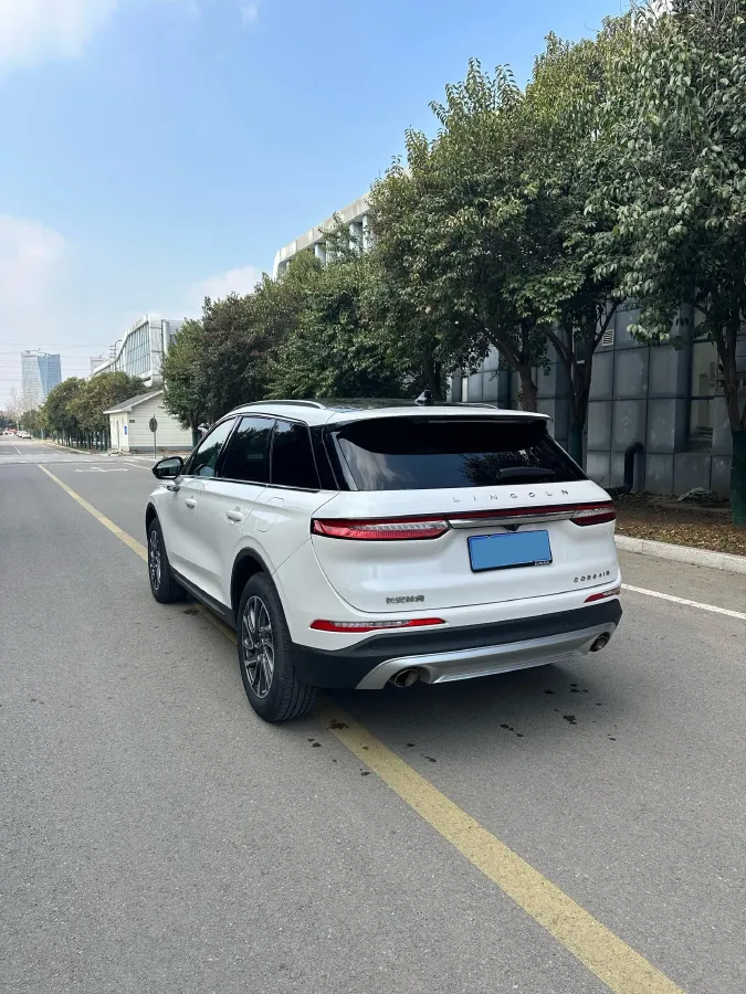 2022 Lincoln Corsair 2.0T 245HP L4 8AT,autocango,china used car exporter,china ev exporter,chinese used car exporter,chinese used ev exporter