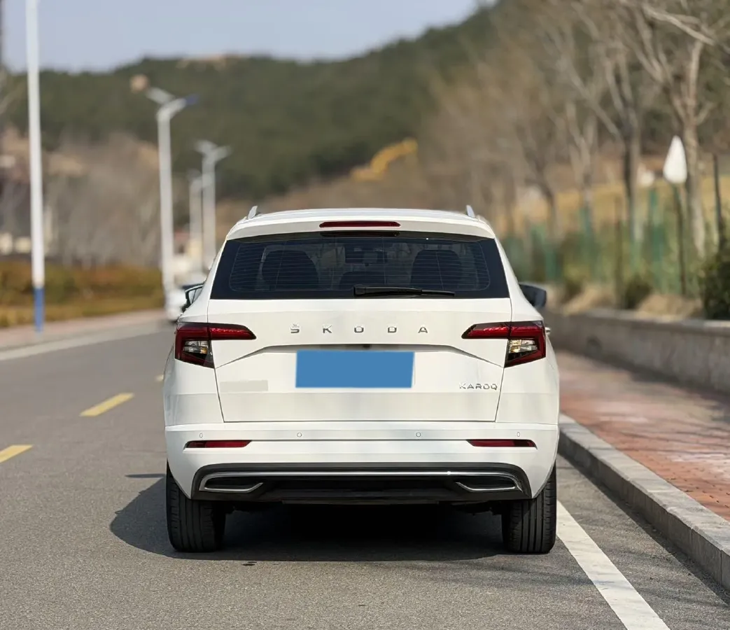 2022 Skoda Karoq 1.4T 150HP L4 7DCT,autocango,china used car exporter,china ev exporter,chinese used car exporter,chinese used ev exporter