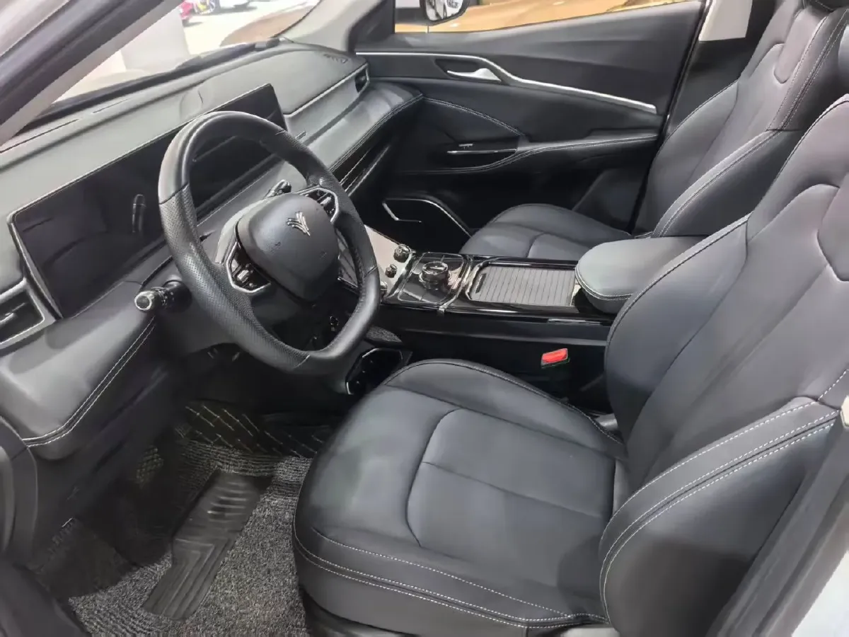 2022 MAXUS T70 2.0T 163HP L4 6AT,autocango,china used car exporter,china ev exporter,chinese used car exporter,chinese used ev exporter