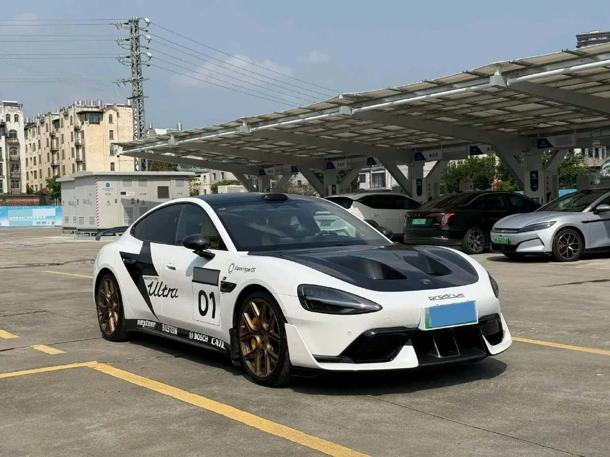 2025 MI SU7 Ultra BEV 93.7KWH,autocango,china used car exporter,china ev exporter,chinese used car exporter,chinese used ev exporter