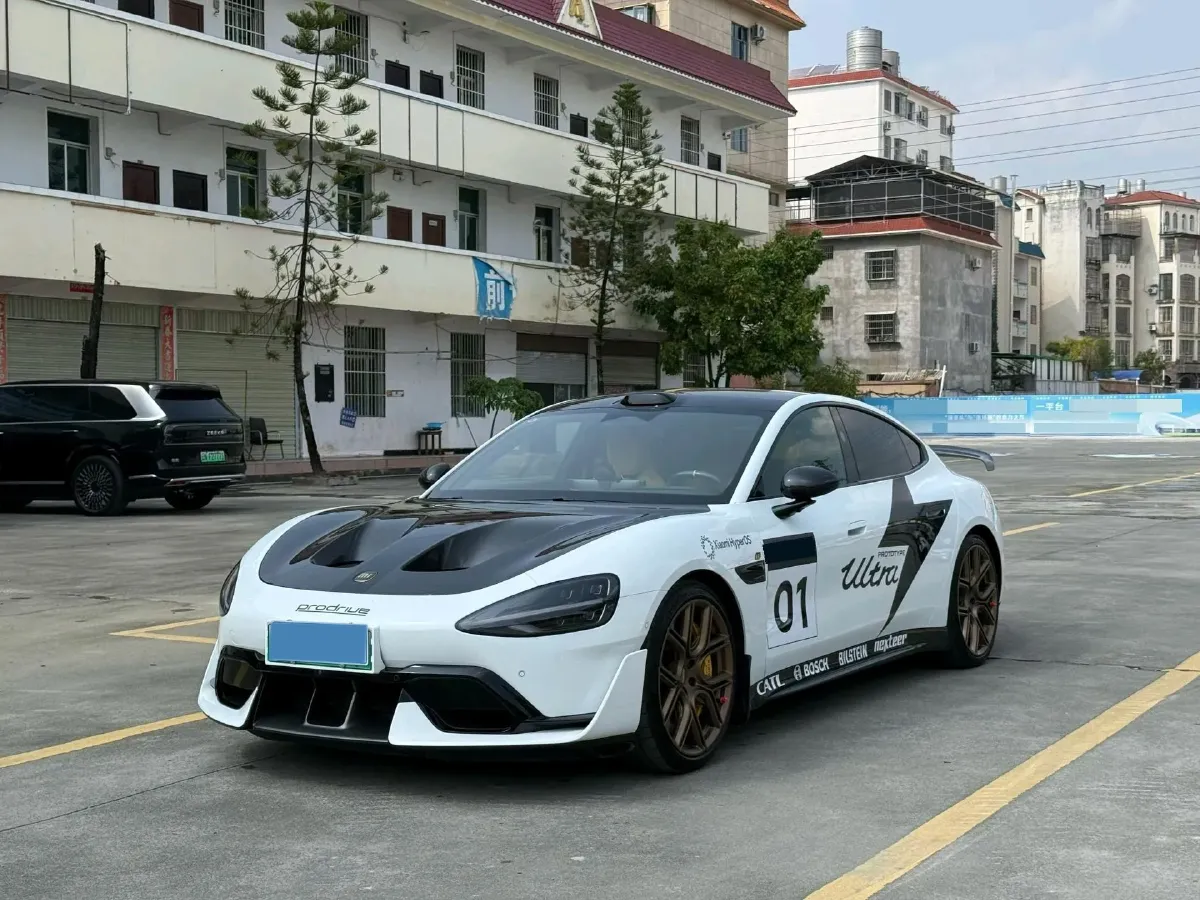 2025 MI SU7 Ultra BEV 93.7KWH,autocango,china used car exporter,china ev exporter,chinese used car exporter,chinese used ev exporter