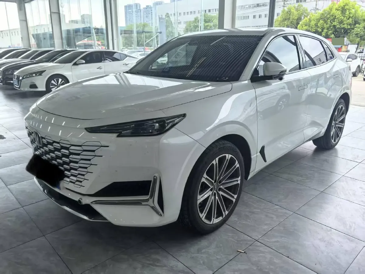 2021 ChangAn UNI-K 2.0T 233HP L4 8AT,autocango,china used car exporter,china ev exporter,chinese used car exporter,chinese used ev exporter