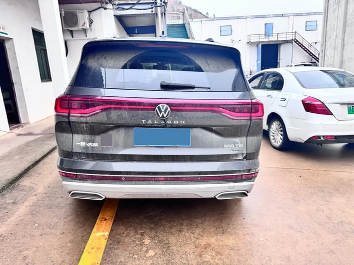 2021 Volkswagen Talagon 2.0T 220HP L4 7DCT,autocango,china used car exporter,china ev exporter,chinese used car exporter,chinese used ev exporter