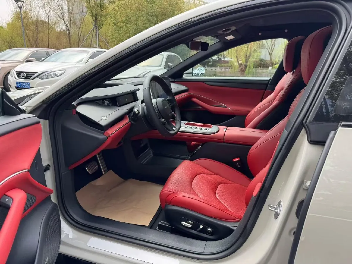 2024 MI SU7 BEV 101KWH,autocango,china used car exporter,china ev exporter,chinese used car exporter,chinese used ev exporter