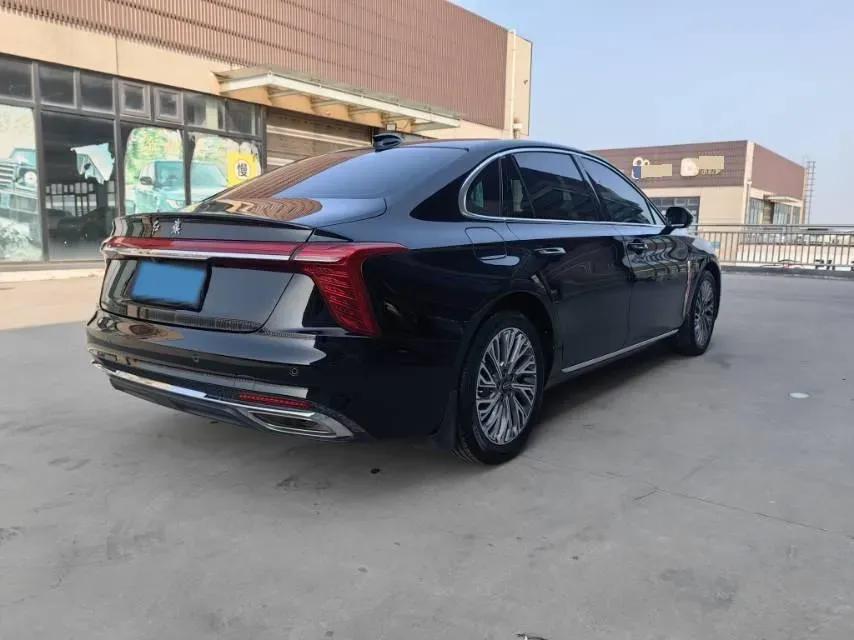 2023 HongQi H5 2.0T 224HP L4 8AT,autocango,china used car exporter,china ev exporter,chinese used car exporter,chinese used ev exporter