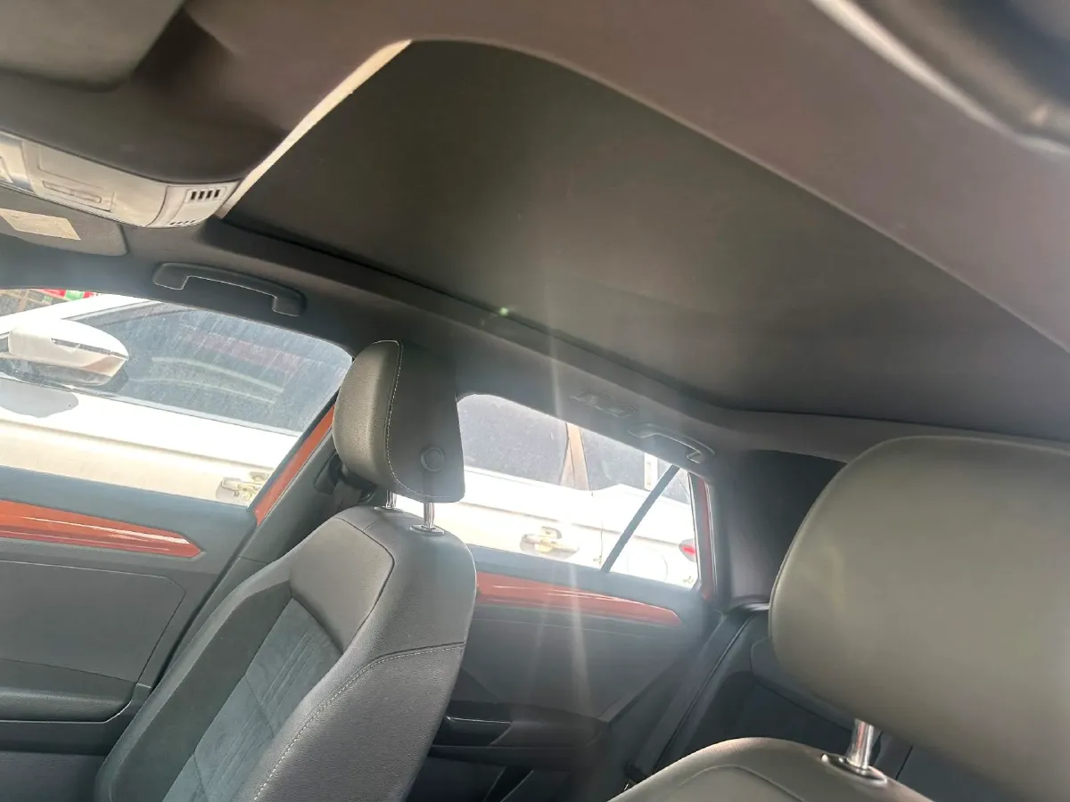 2018 Jeep Renegade 2.0L 155HP L4 9AT,autocango,china used car exporter,china ev exporter,chinese used car exporter,chinese used ev exporter