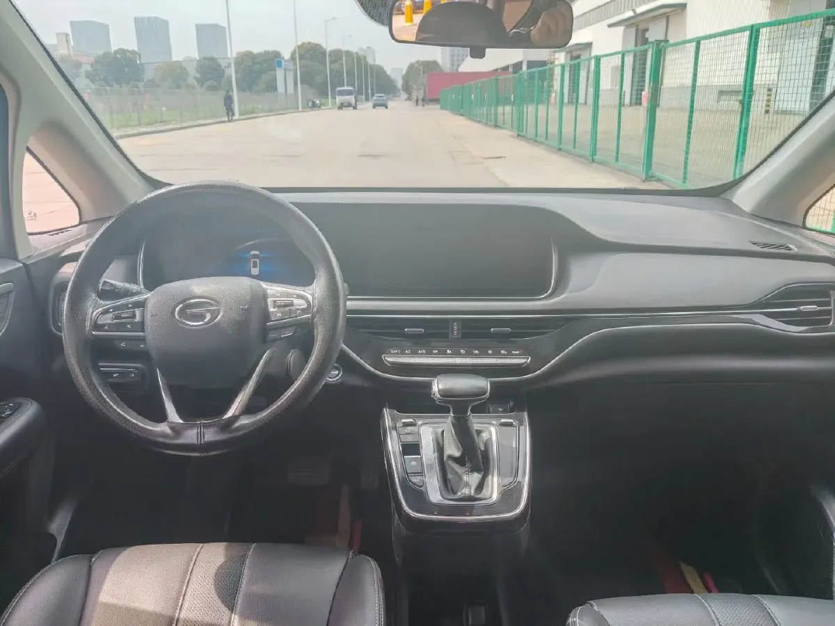 2021 GAC Trumpchi M6 1.5T 169HP L4 7DCT,autocango,china used car exporter,china ev exporter,chinese used car exporter,chinese used ev exporter