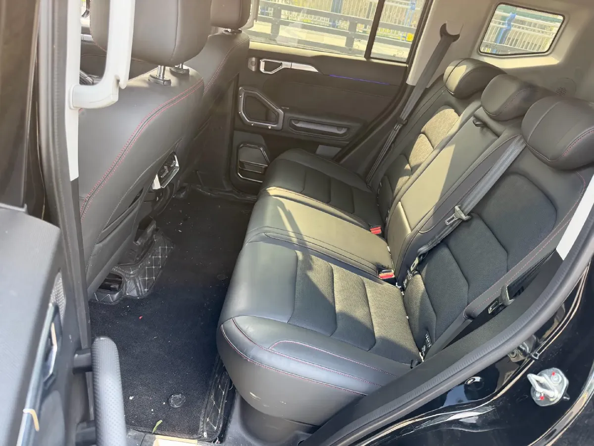 2023 Jetour Traveller 2.0T 254HP L4 7DCT,autocango,china used car exporter,china ev exporter,chinese used car exporter,chinese used ev exporter